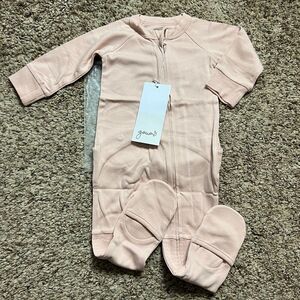 NWT Goumi Kids Rose Footie SZ 6-12 mo Baby Zipper Jumpsuit Pink Bamboo Sleeper